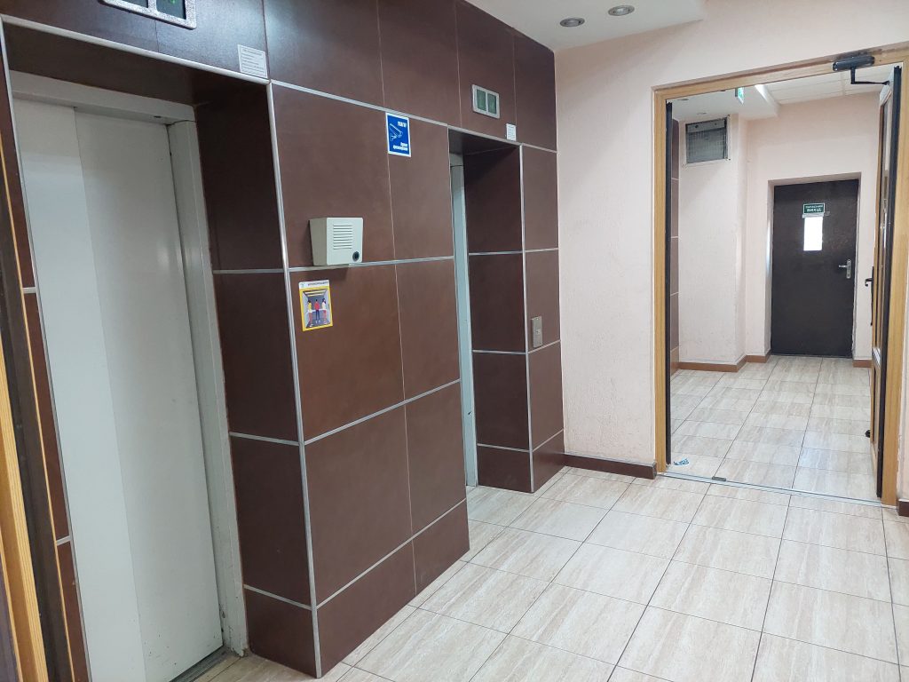 Ліфт 1-й поверх